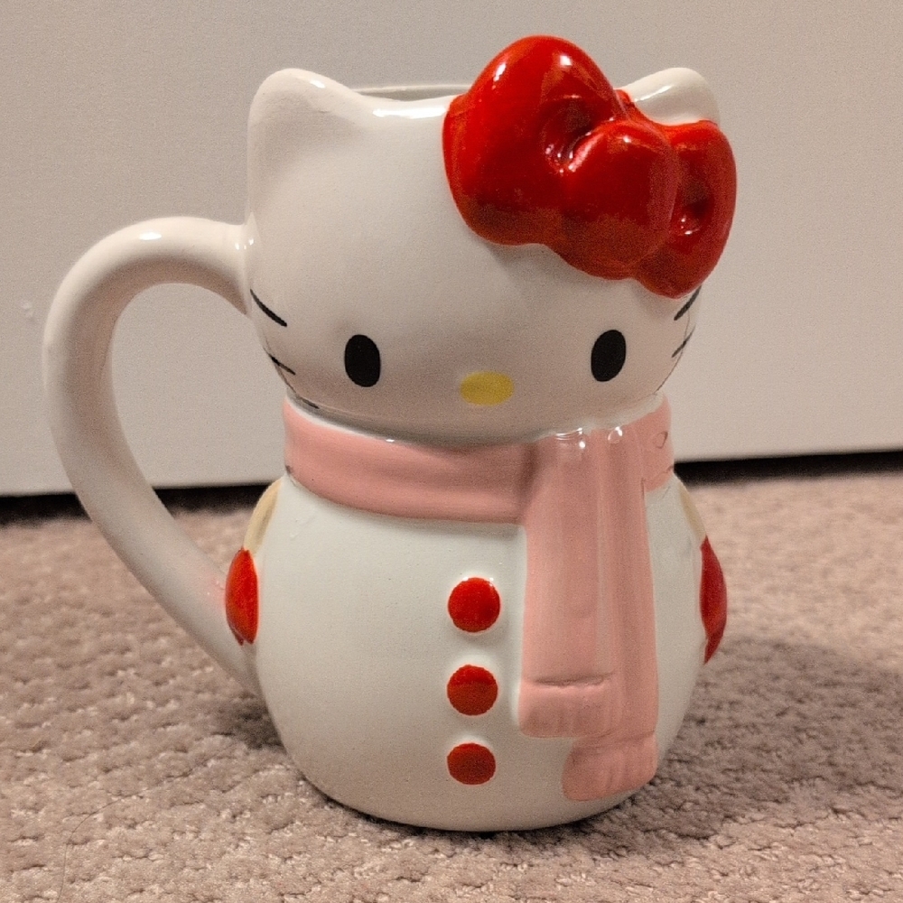 Hello Kitty with Scarf Ceramic Mug NWOT